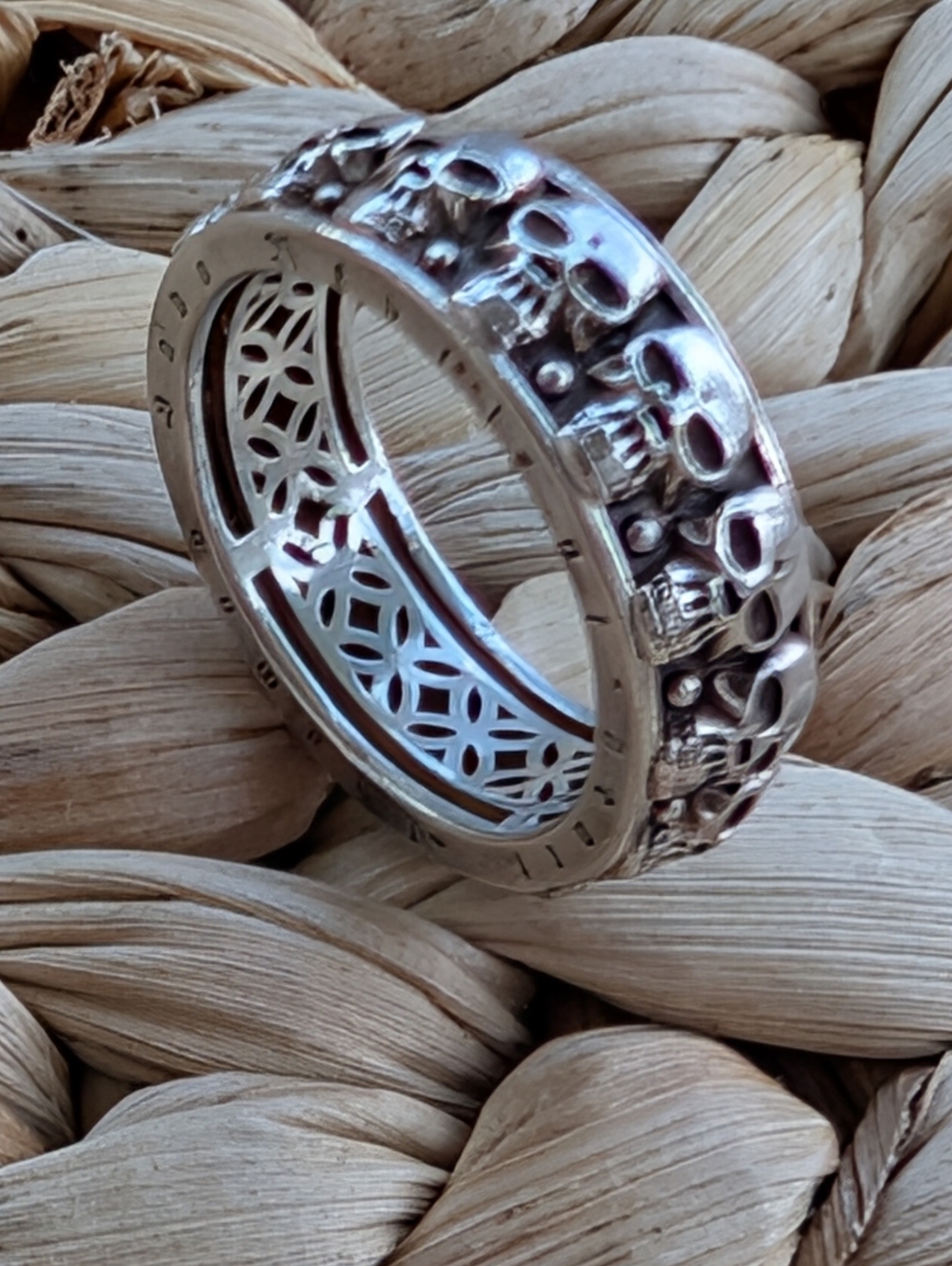 Rare Mens Thomas Sabo Skull Ring